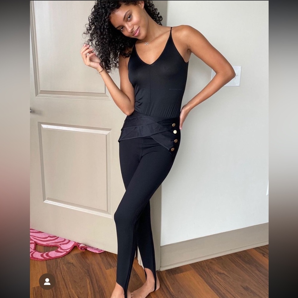 Serious Buyer Only! Calzedonia Stirrup Casual or Active Leggings